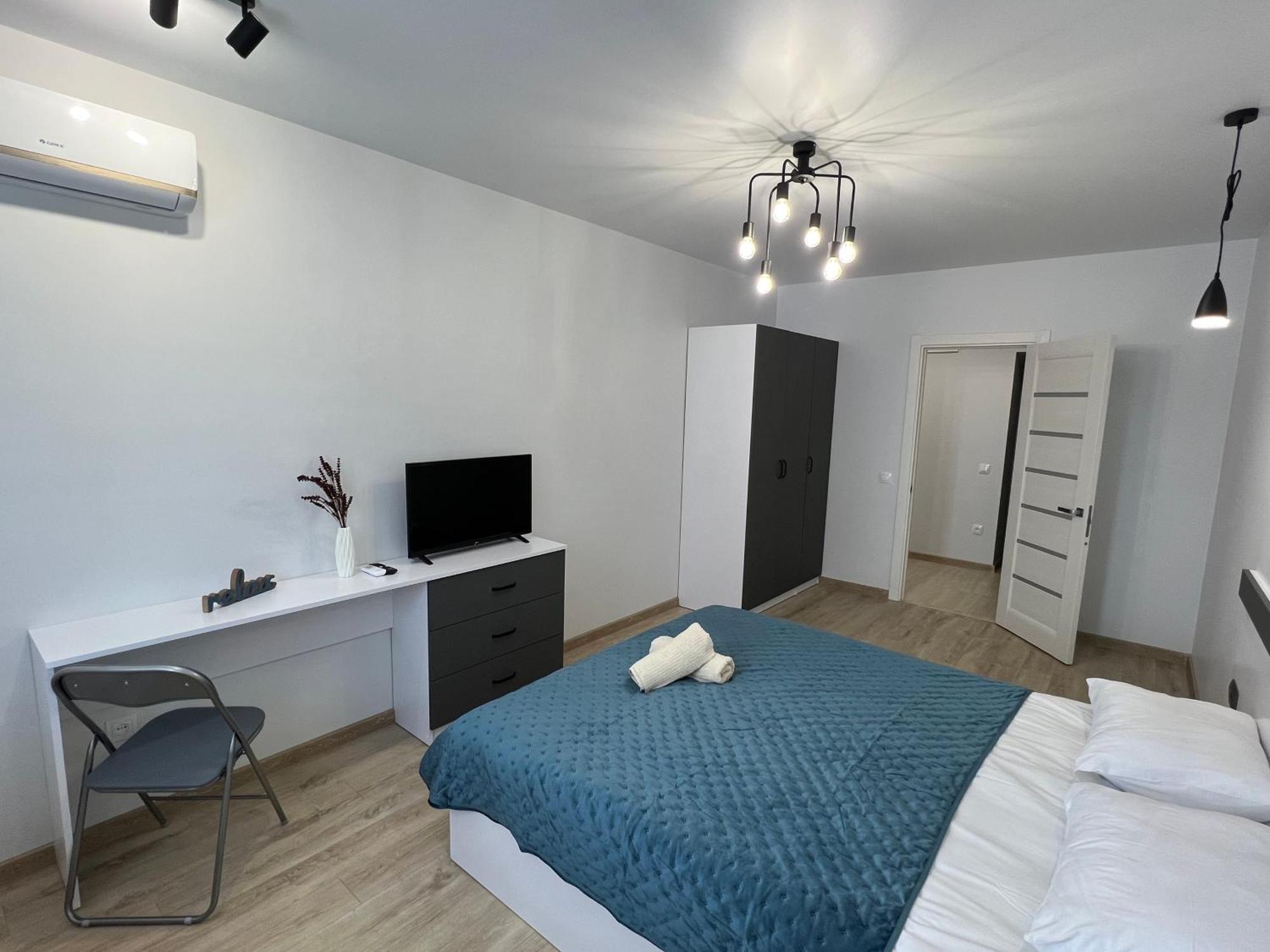 Apartment Premium In Center ايفانو - فرانكيفسك المظهر الخارجي الصورة
