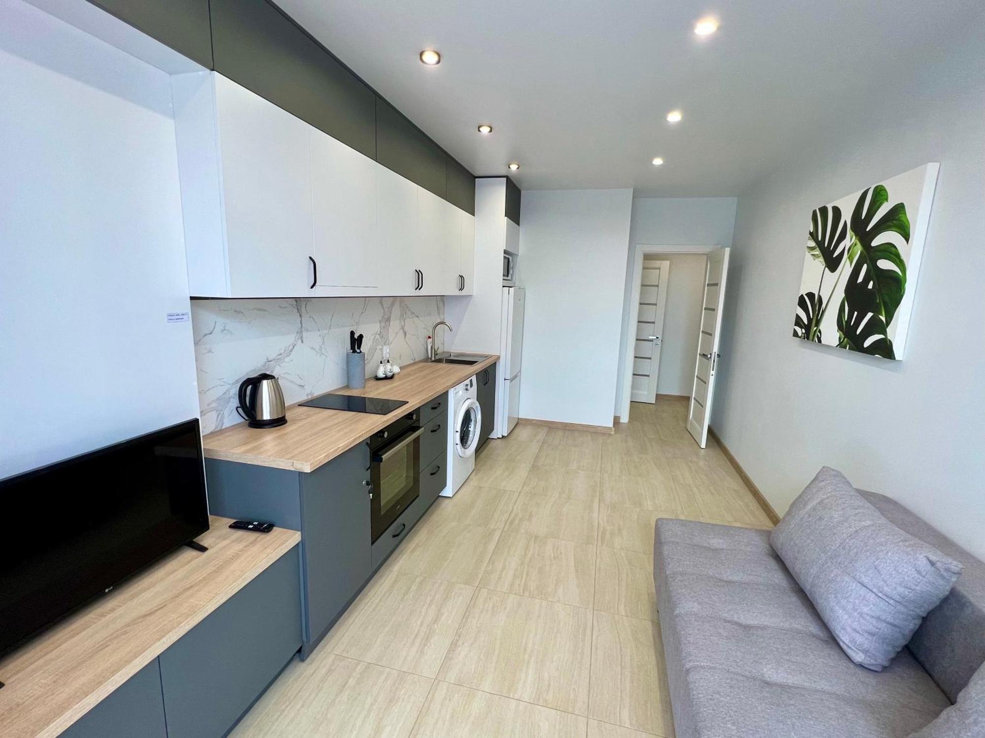 Apartment Premium In Center ايفانو - فرانكيفسك المظهر الخارجي الصورة