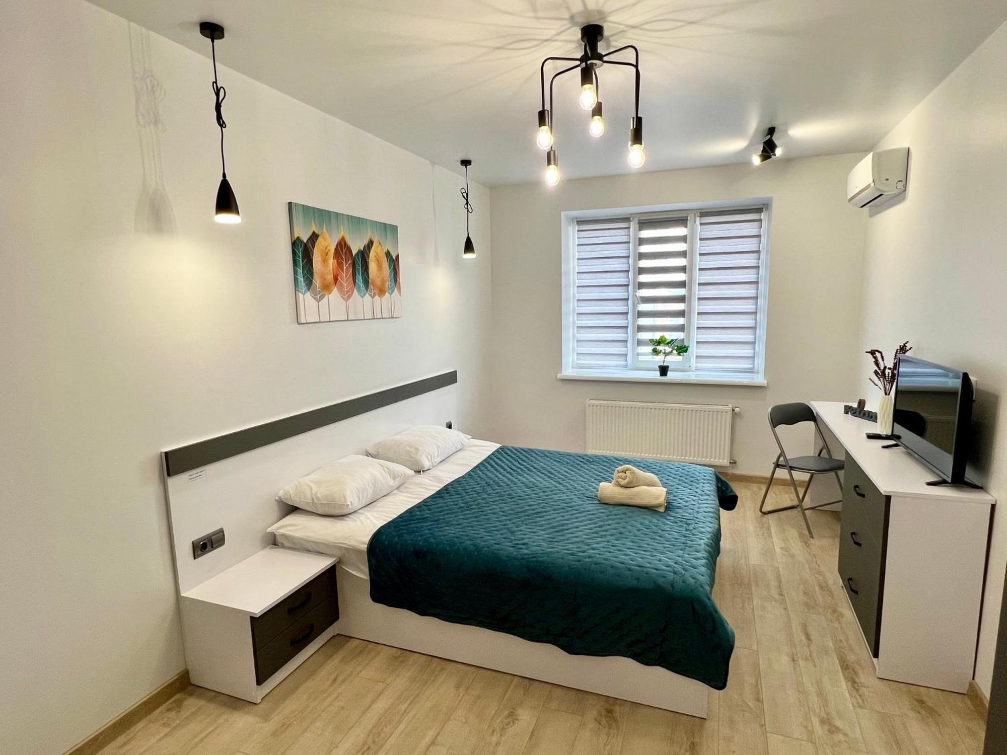 Apartment Premium In Center ايفانو - فرانكيفسك المظهر الخارجي الصورة
